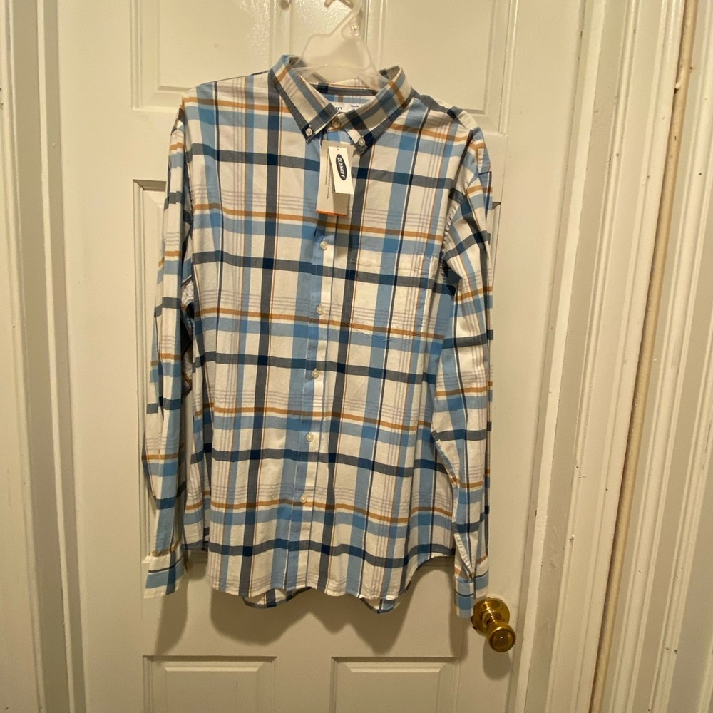 Old Navy Blue and White Casual Button Down Shirt